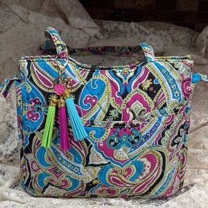 Vera Bradley Paisley Tote Bag Outside pocket and Vera’s hang tags like new